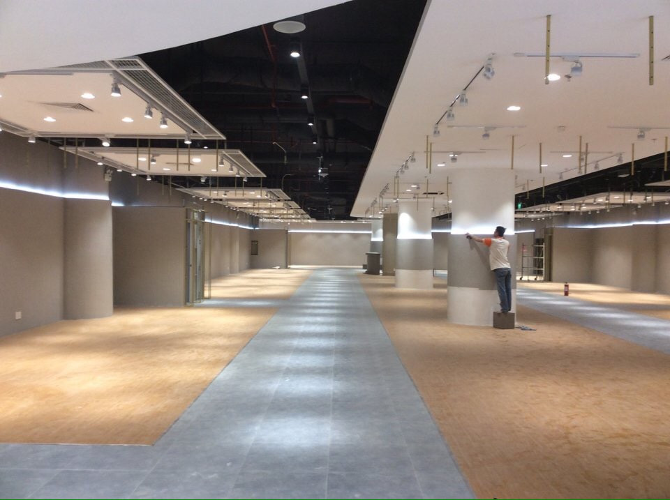 Shop thời trang VDF - Royal Hà Nội 2016